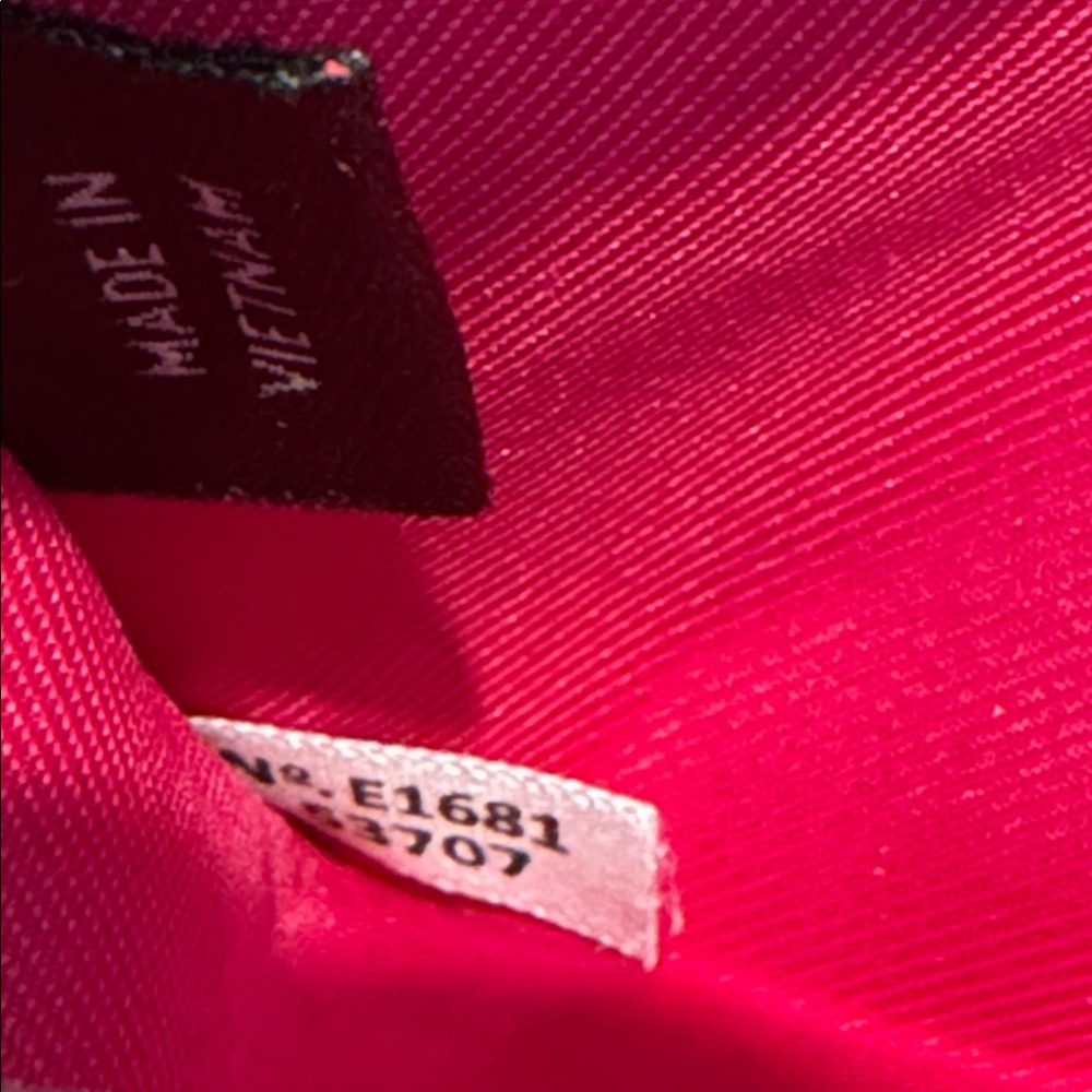 Coach Fuchsia Wallet - Picture 12 of 12